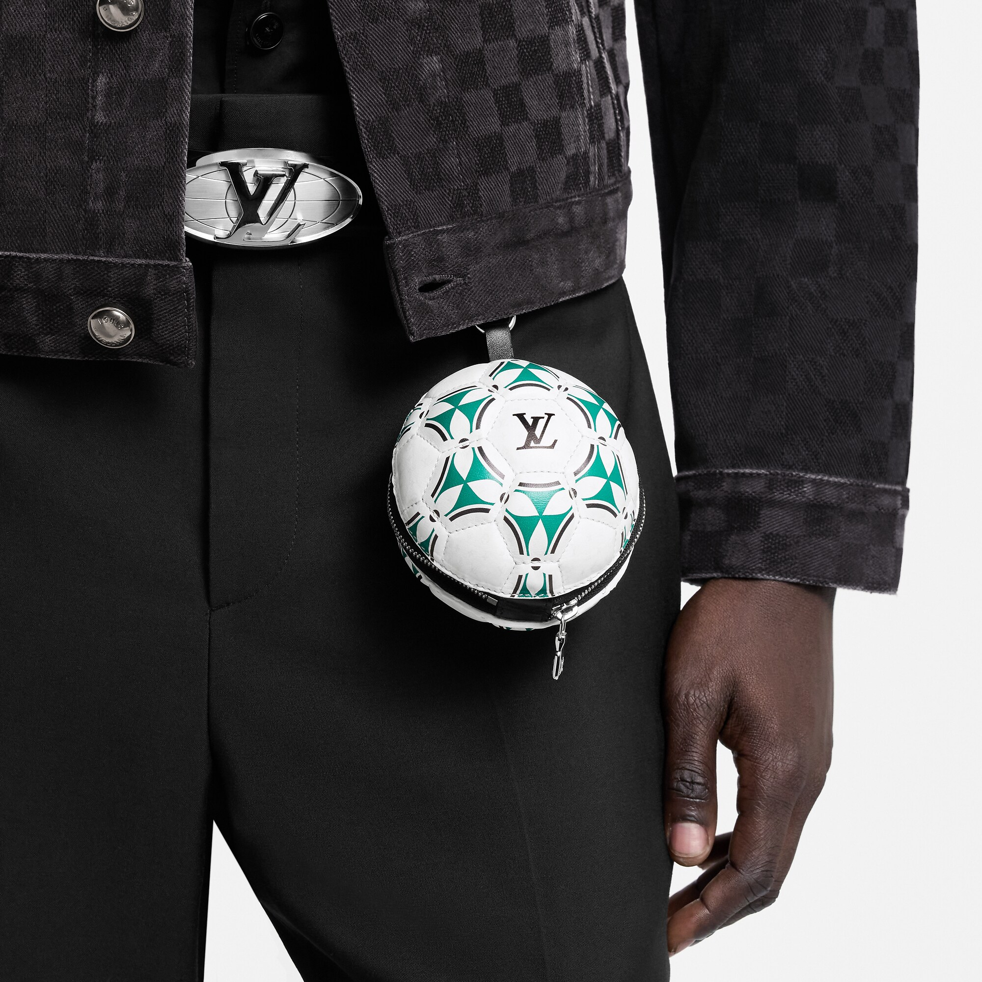 バッグチャーム･LV フットボール ポーチ