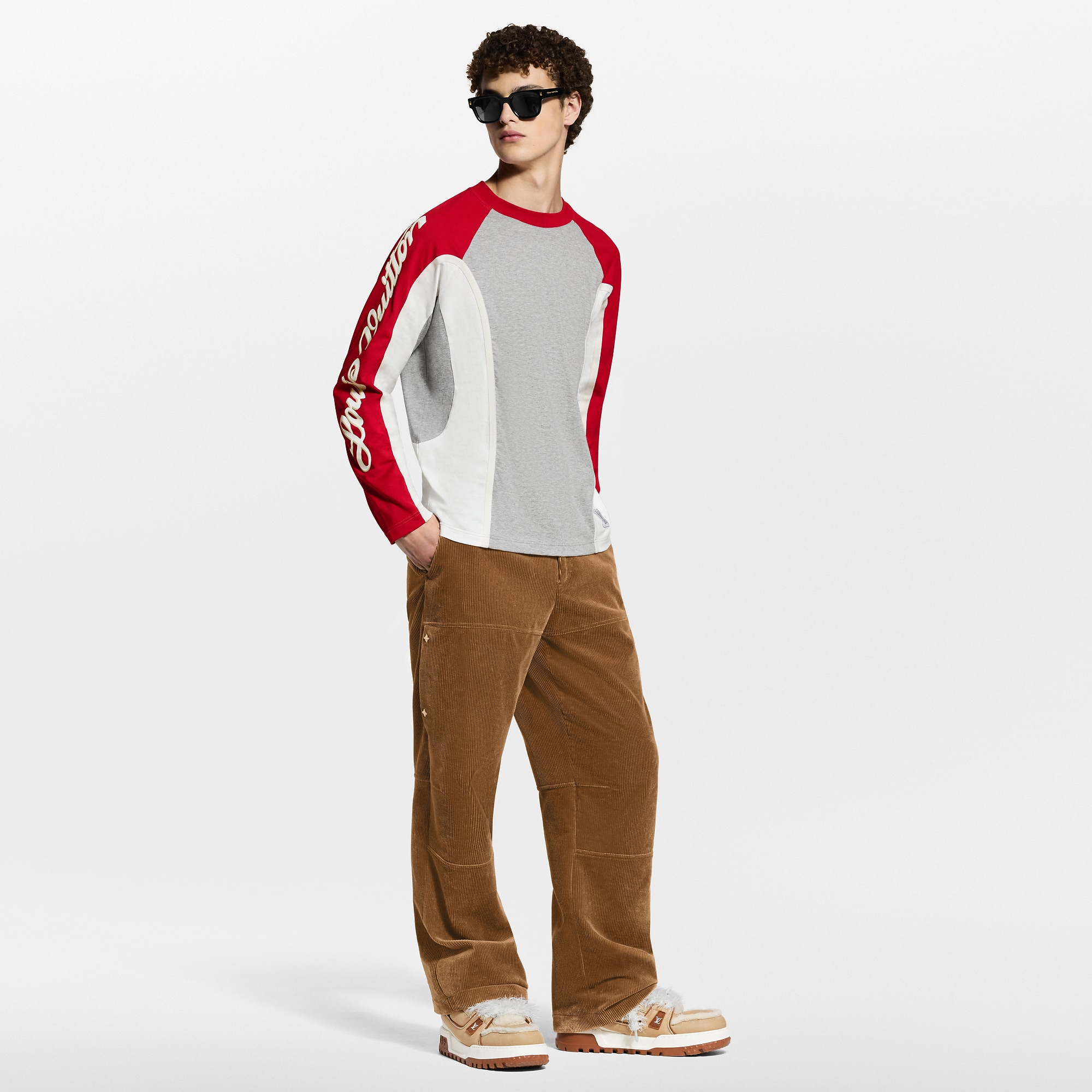 シグネチャー ロングスリーブTシャツ